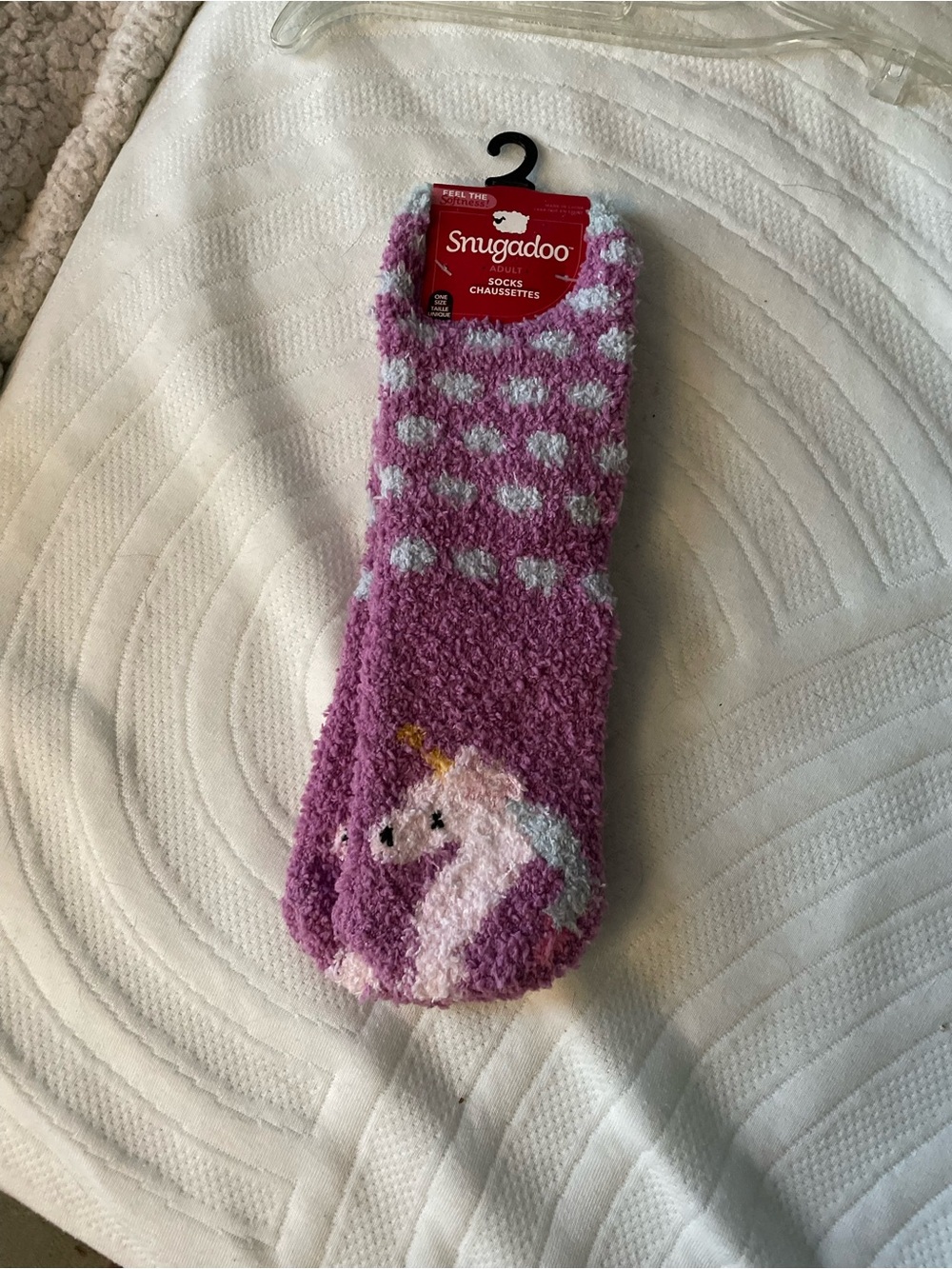NWT Snugadoo Purple Unicorn Cozy fuzzy Socks